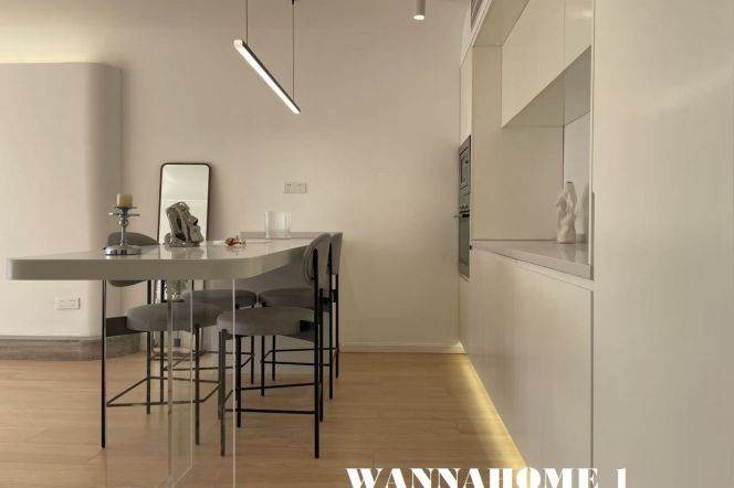 Spacious&Bright 3Bdrs 2Baths Apt+Awesome View+Top Compound+L1 Xin Zha Rd+People's Square