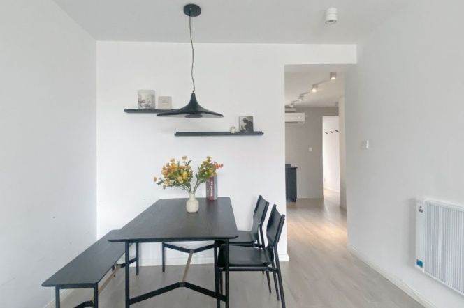 Spacious 1Br/2Lr/1Bt+Walk-in Closet@L2/11 Jiangsu Rd Station 