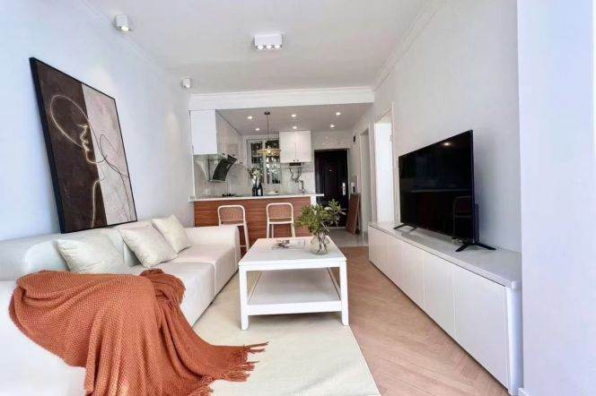 Cozy 1Br/2Lr/1Br+Lovely Yard@L10/11 Jiaotong university Station 