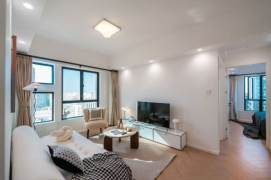  Great Find at Hanzhong Road Metro 2-Beds in Kerry Parkside Tower/Line 1, 13 staiton
