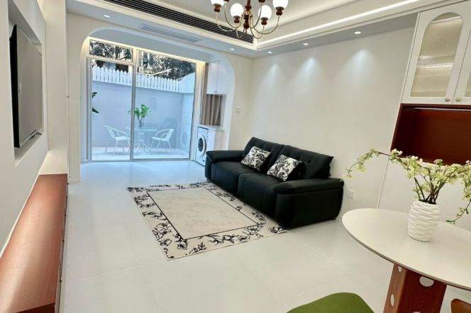 Spacious 1Br/2Lr/1Bt+Lovely Yard@L2/3/4 Zhongshan Park Station 