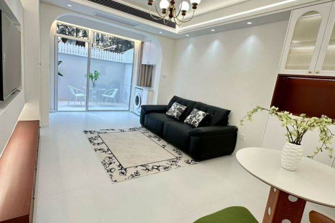 Spacious 1Br/2Lr/1Bt+Lovely Yard@L2/3/4 Zhongshan Park Station 