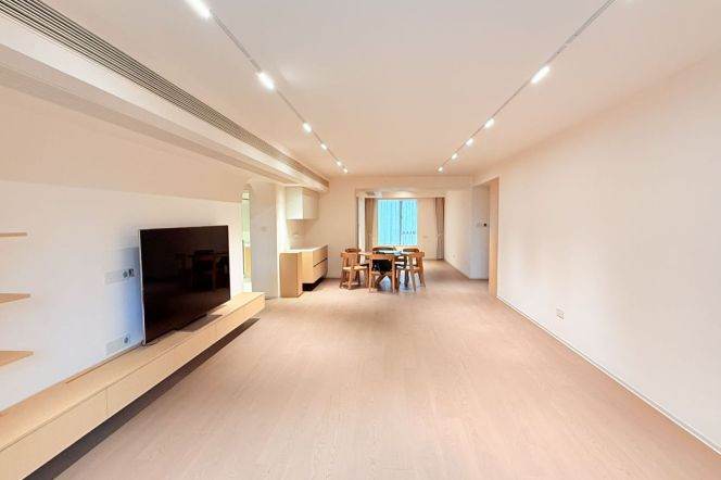 Brand New 3Brm With Floor Heating Near Line 2/3/4 Zhongshan Park
