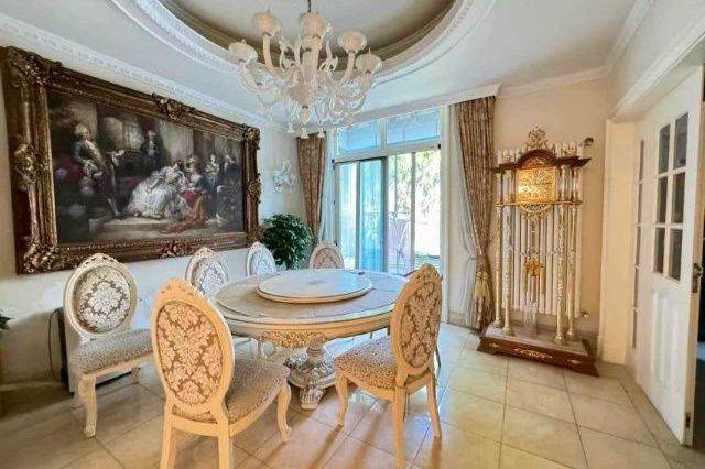 6BR, villa, Good Decoration, near malls& Subway Nanxiang, Key, 4.5k