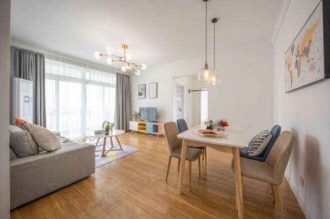 3 br modern Apt &open kitchen &balcony/zhongshan park 15K