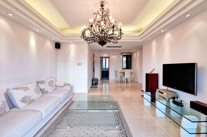 modern big 2 bedrooms open balcony river view beside Huang pu river 17K