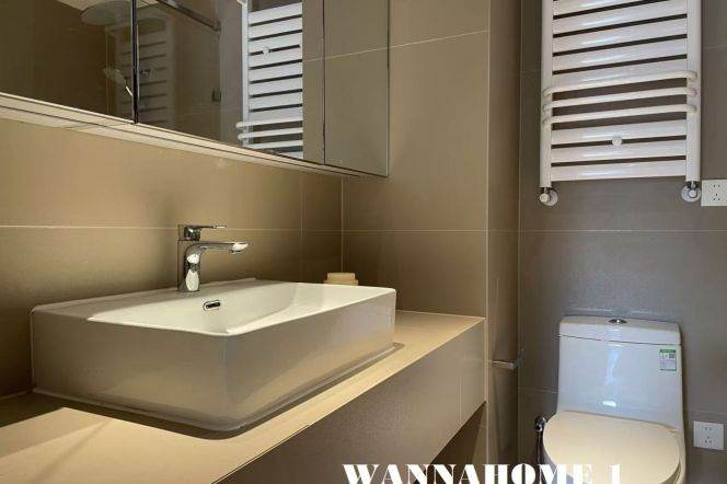 Spacious&Bright 3Bdrs 2Baths 2Open Balconies Apt+L7/9 Zhao Jia Bang Rd/Xu Jia Hui+Nice Compound