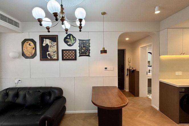 2Bdrs 1bath Apt/Modern&Spacious /L15 Wuzhong Rd/Nice Compound/stairs