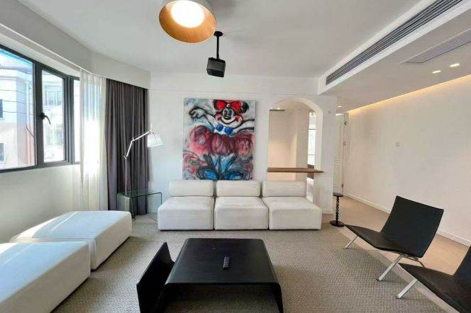 Jiangsu station spacious & nice 2br good situation with 15k