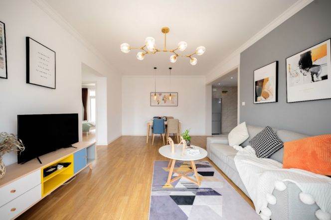 3 br modern Apt &open kitchen &balcony/zhongshan park 15K