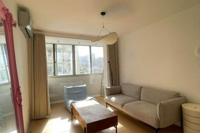 Bright 1br near Jing'an Temple