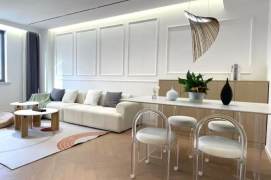 Modern 1br with elevator near Changping Rd M7