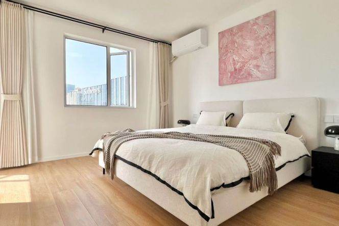 Great lake view 2 br with central AC Floor heating mice modern decoration M1/2/8 People Square 