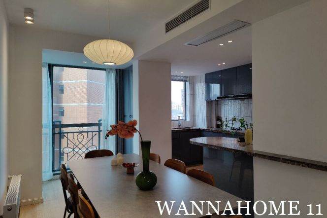 Great Compound/Spacious&Modern&Bright 3Bdrs 2Baths Apt+L14 Wu Ding Rd+Huge Balcony