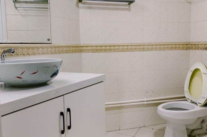 Master bedroom near Jingan temple,private bathroom,reservation in advance 