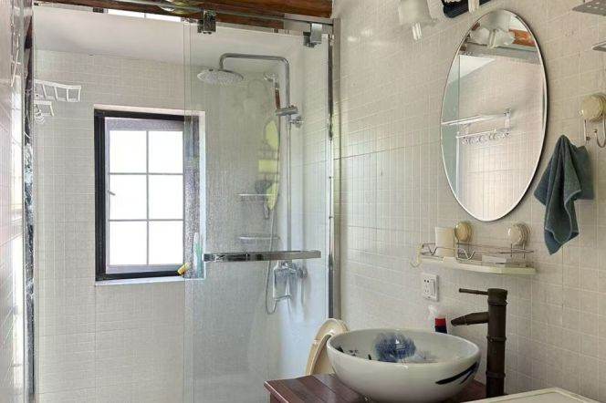 good value-massive 1bed 80sqm duplex with terrace- floor heating @ line 2 west nanjing road