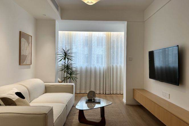 Brand New and Bright 1Bed Oven@Jing’an/Changping Road