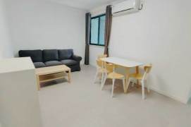Yishan rd 1BR 1LR@L3/4/9,elevator/all bright room/big living room
