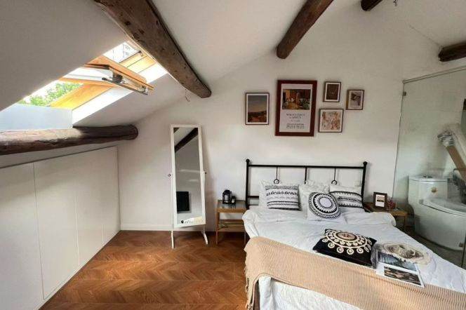 High ceiling 1+1Br/1Lr/1Bt apt nr South shanxi rd,M1/2/10/12/13