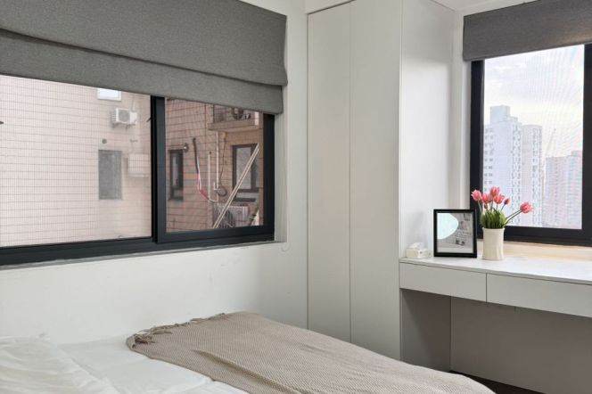 0 distance @ Changping rd L7 | High floor 2br + balcony 110Sqm | Heating ，12.5K