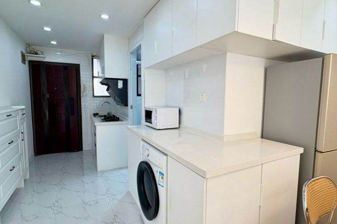 cozy bright 1br Nr Zhongshan park M2/3/4