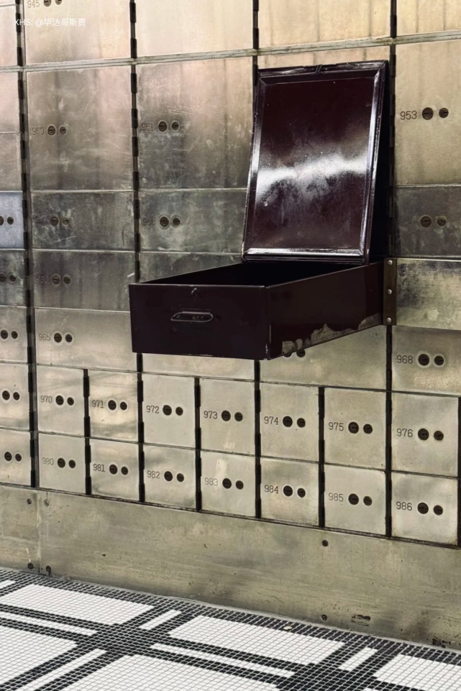 Ever Wanted to See a Real Vault? Shanghai’s Got One