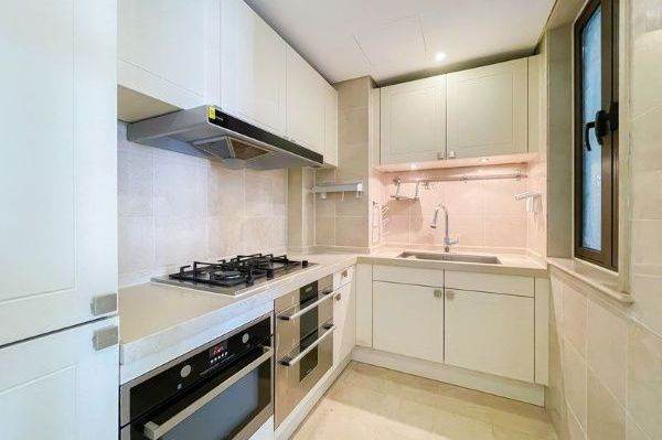 modern 2brs floor heating balcony near line 7 and Jing an temple 