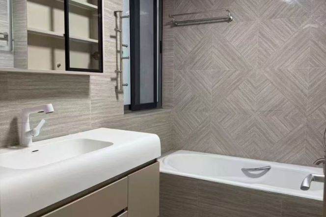 modern 4brs floor heating modern furniture near Jiao tong univeristy 27K