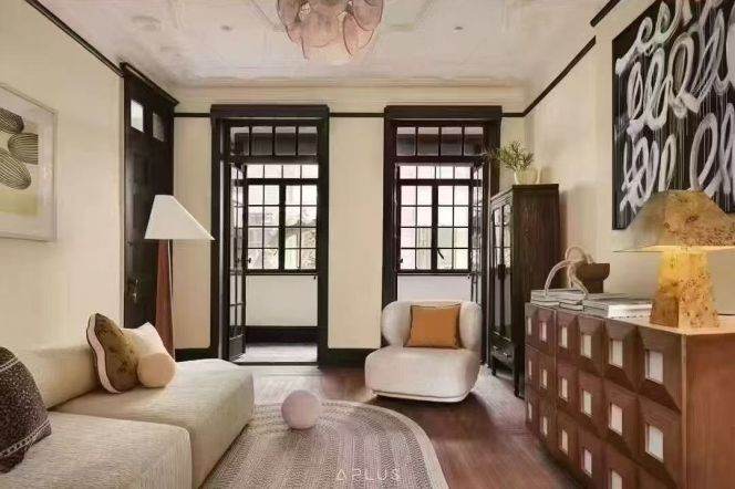 South Shanxi Rd Station /Iapm 4Br/2Bath with Terrace 330Sqm