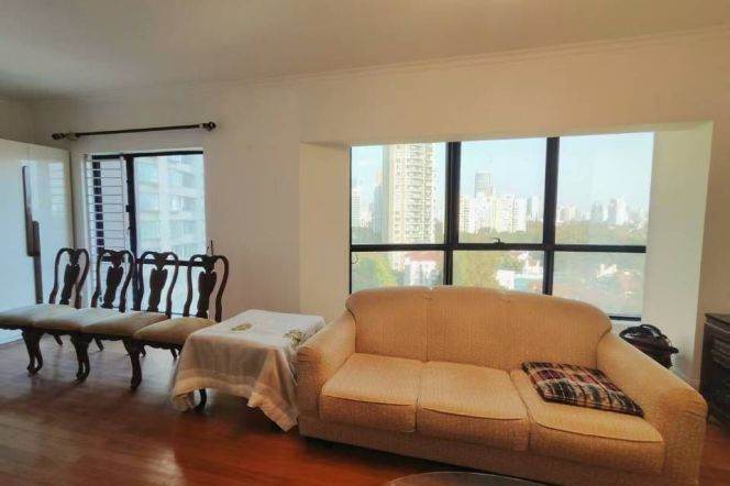 Beautiful 3Brm With An Open Balcony Near Line 11 Jiangsu Rd