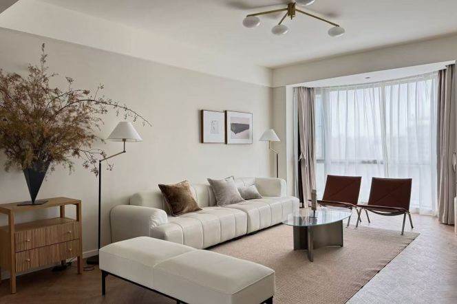 modern 4brs floor heating modern furniture near Jiao tong univeristy 27K