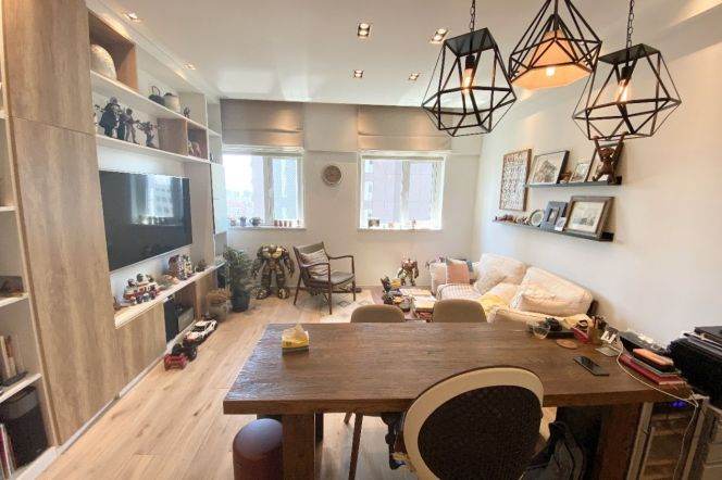 Jiangsu Rd Station Elevator 1Br Line2/11 High-floor+Nice Decoration