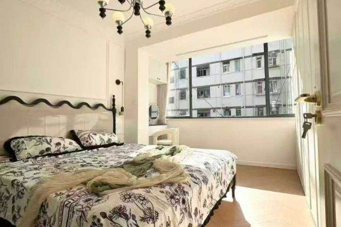 super bright -ample storage- newly apartment -line 7 langao road 