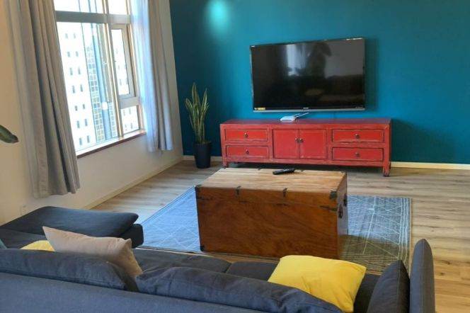  Modern 3br with wall heating nr Jiangsu rd &Jing'an Temple    L2/11/7