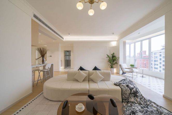 Top duplex/big terrace/huge living/5brs/Xuhui/Jiashan Rd station line9