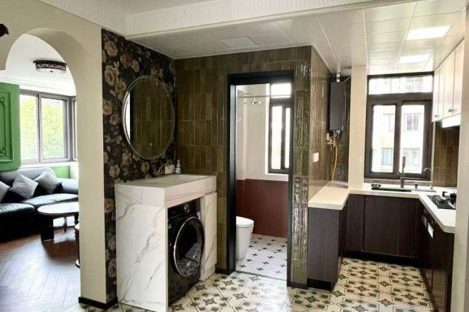 Fresh 2brs Anfu road Nr changshu Rd M1/7