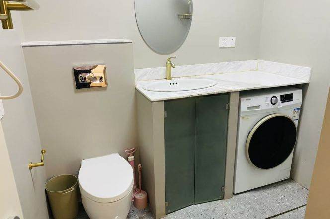 1Large studio near line 1/10/12 S.Shan'xi Rd and IAPM can long and short lease