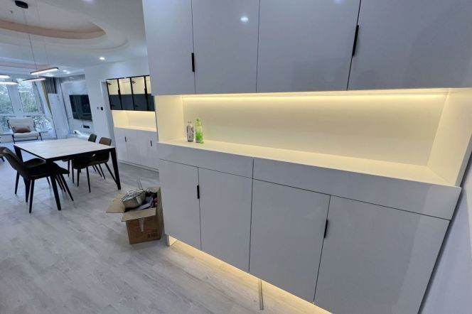 Valuable/Spacious Gubei 3BR+2BA with Balcony/Floorheating 21K 