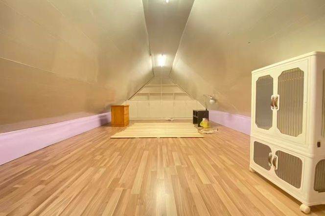 2Br，Good View，Near Jiangsu road station.Line 2