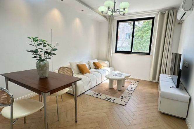 1br-Kaixuan Road-3 minutes away from Lines 2, 3, and 4-Zhongshan Park