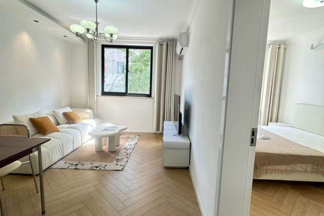1br-Kaixuan Road-3 minutes away from Lines 2, 3, and 4-Zhongshan Park