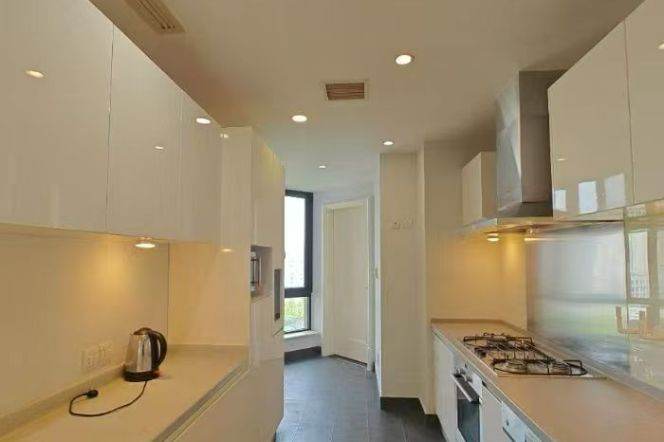 Bright 3Brs in Chateau Pinnacle