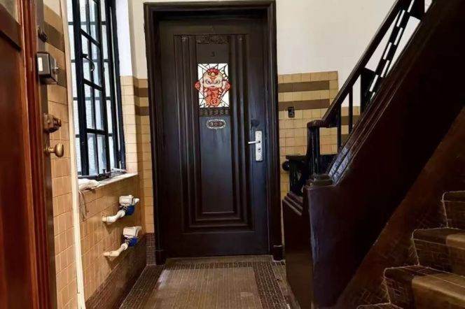 tasty shanghai style apartment- historic value- real wood furnitures-IAPM-Xuhui