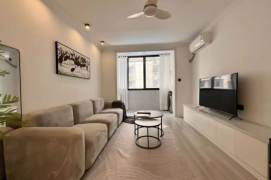 zhongshan park station one bedroom