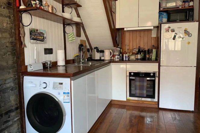 Modern 2brs/80sqm & oven/balcony@Changshu Rd & Line1/7 