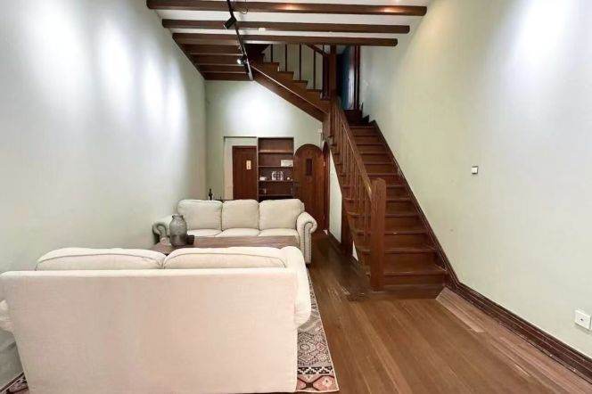 4Brs Lane House nearby IAPM