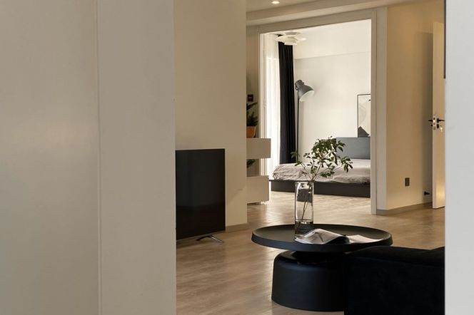 150 sqm 3+1 br high rise &balcony &floor heating/South shanxi rd 21K