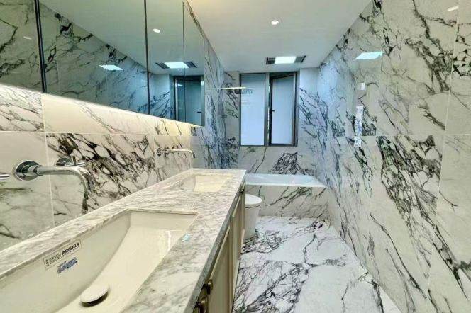 very modern big size 2 brs floor heating open balcony nice view near west nan jing road