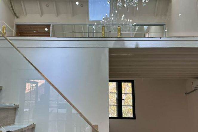 Exquisite Loft House with beautiful Terrace