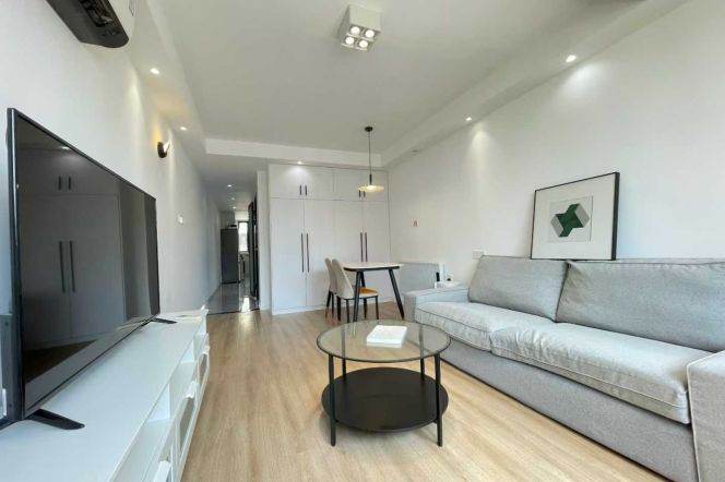 zhongshan park 1BR/big living room@L2/3/4